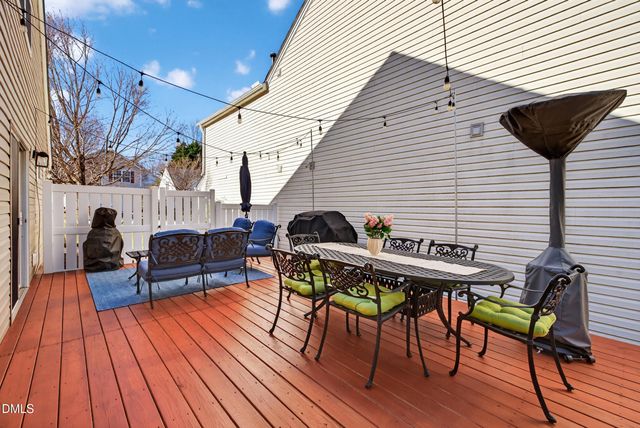 9200 Colony Village Lane, Raleigh, NC 27617