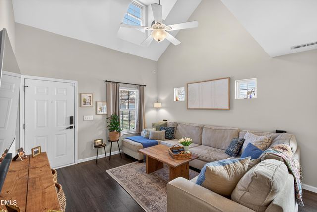 9200 Colony Village Lane, Raleigh, NC 27617