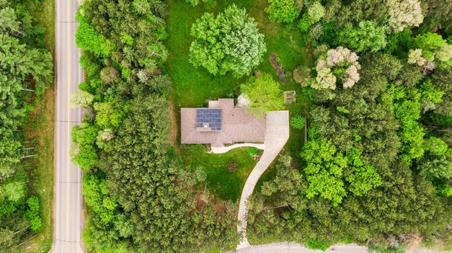 13683 47th Street N, Stillwater, MN 55082