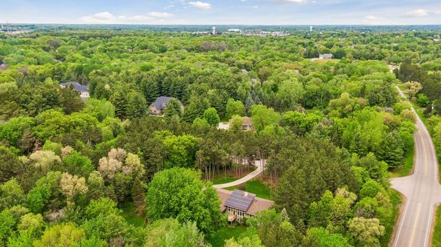 13683 47th Street N, Stillwater, MN 55082
