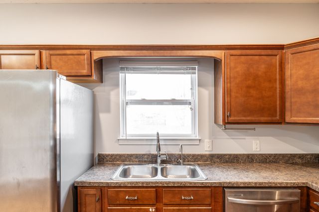 545 Callie Ave, Gallatin, TN 37066