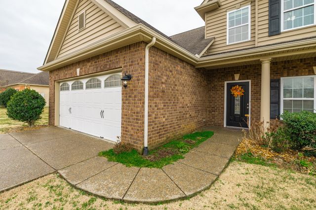 545 Callie Ave, Gallatin, TN 37066