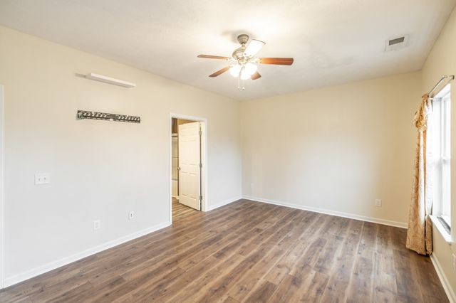 545 Callie Ave, Gallatin, TN 37066