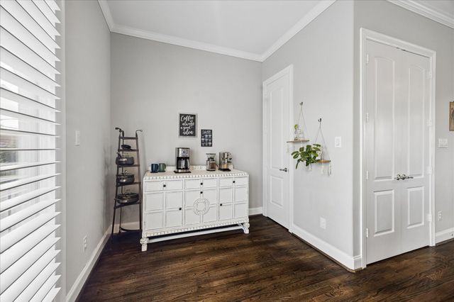 1915 Spring Street, Houston, TX 77007