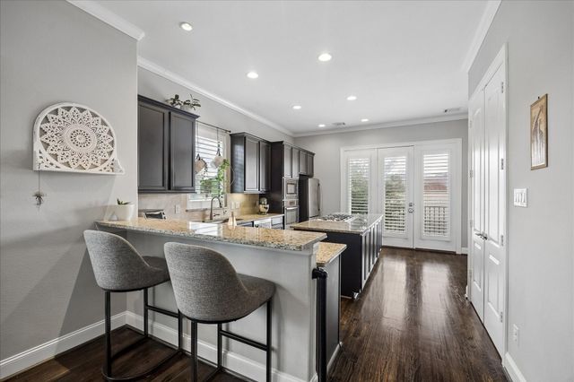 1915 Spring Street, Houston, TX 77007