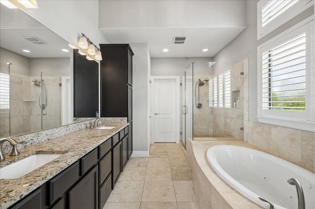 1915 Spring Street, Houston, TX 77007