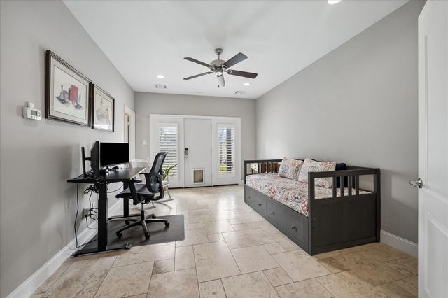 1915 Spring Street, Houston, TX 77007