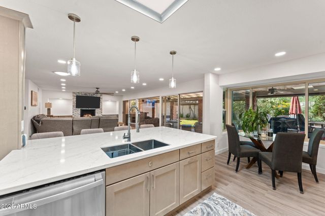 7611 E PASADENA Avenue, Scottsdale, AZ 85250