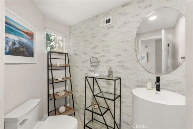 6 Tidal Surf, Newport Coast, CA 92657