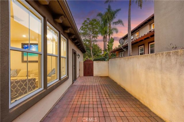 6 Tidal Surf, Newport Coast, CA 92657