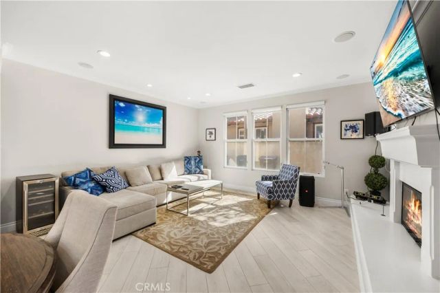 6 Tidal Surf, Newport Coast, CA 92657