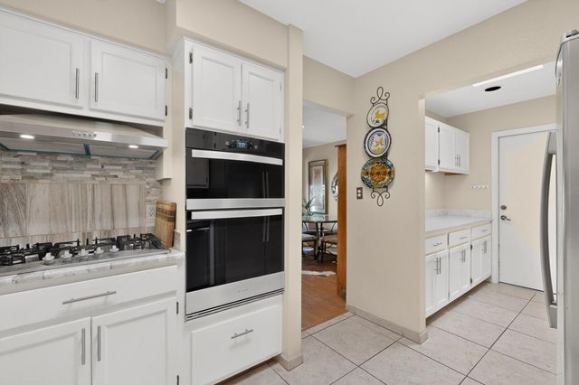 3315 Esplanade Circle SE, Rio Rancho, NM 87124