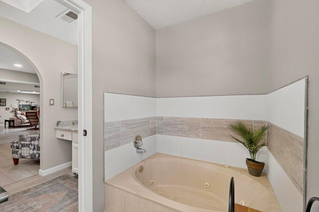 3315 Esplanade Circle SE, Rio Rancho, NM 87124