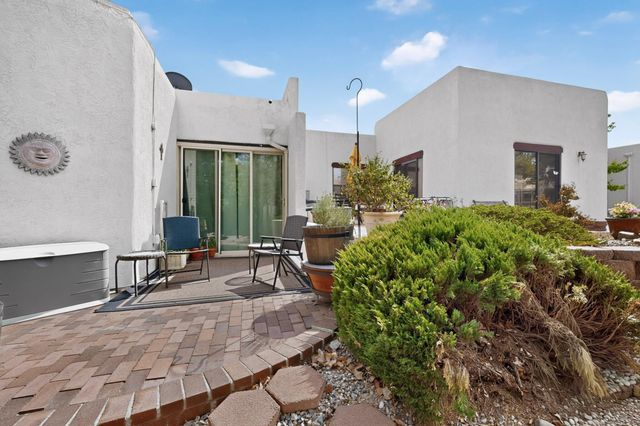3315 Esplanade Circle SE, Rio Rancho, NM 87124