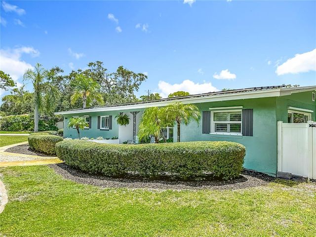 2900 PARK STREET N, St Petersburg, FL 33710