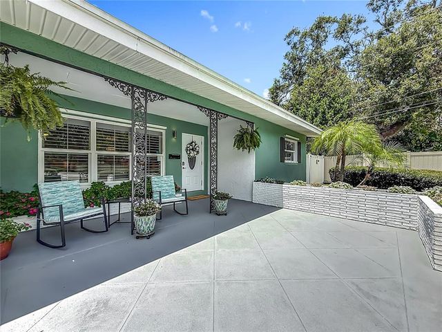 2900 PARK STREET N, St Petersburg, FL 33710