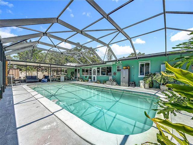 2900 PARK STREET N, St Petersburg, FL 33710