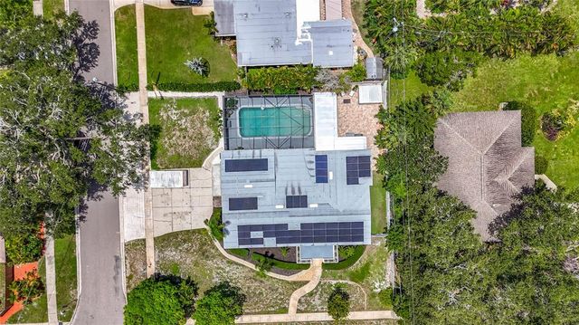 2900 PARK STREET N, St Petersburg, FL 33710