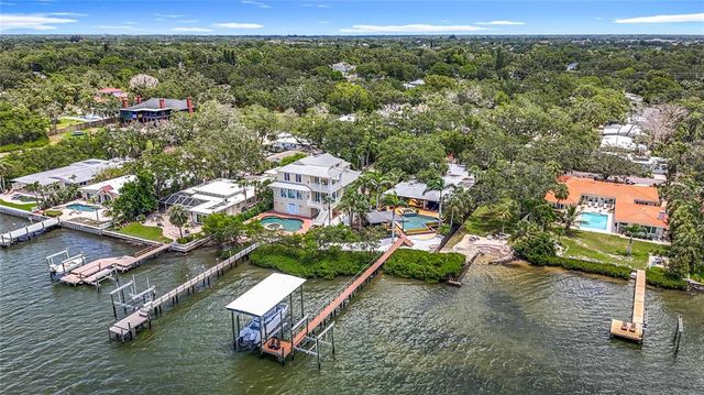 2900 PARK STREET N, St Petersburg, FL 33710