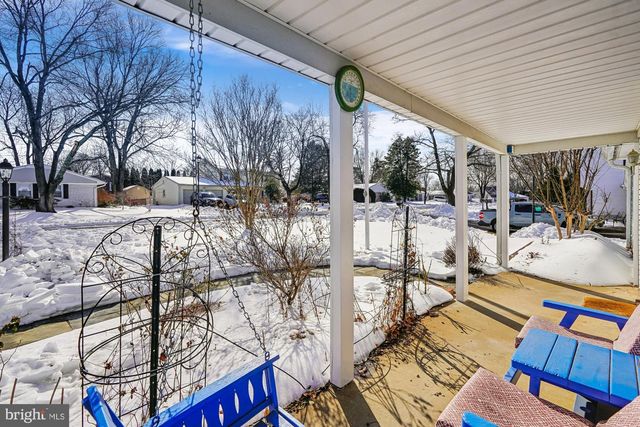 13302 PENNYPACKER LN, Fairfax, VA 22033