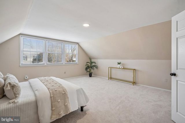 13302 PENNYPACKER LN, Fairfax, VA 22033