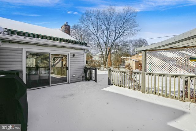 13302 PENNYPACKER LN, Fairfax, VA 22033