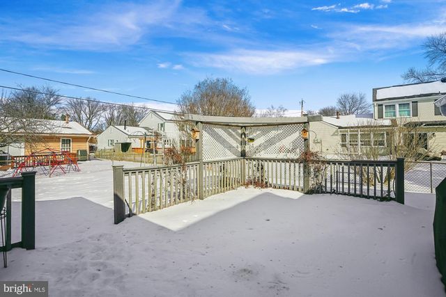 13302 PENNYPACKER LN, Fairfax, VA 22033