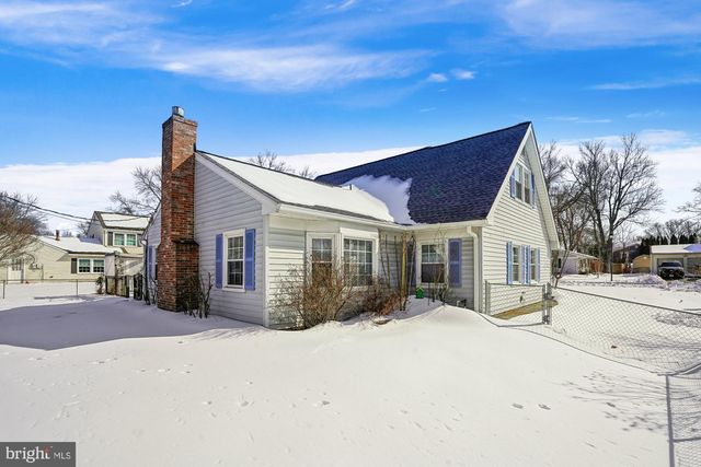 13302 PENNYPACKER LN, Fairfax, VA 22033