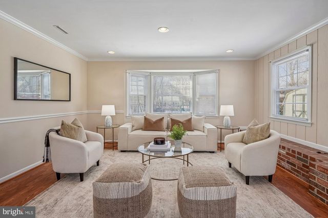 13302 PENNYPACKER LN, Fairfax, VA 22033