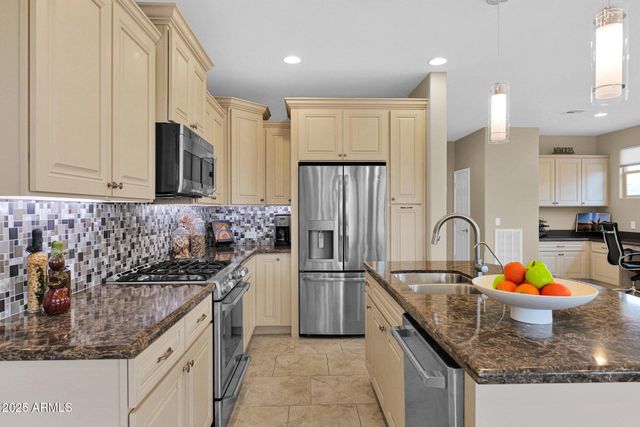 908 E Cereus Pass Pass, Queen Creek, AZ 85140