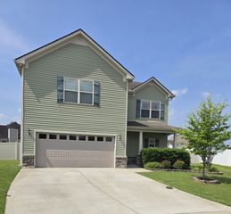 1736 Bellamy Ln, Murfreesboro, TN 37128