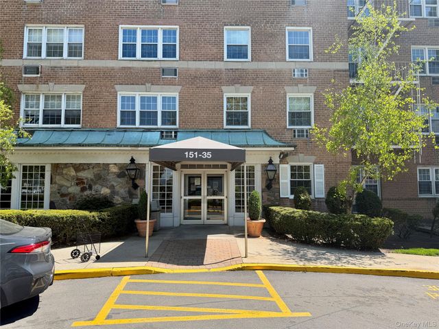 151-35 84th Street 2J, Howard Beach, NY 11414