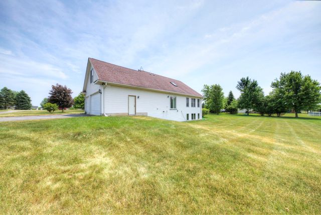 1062 Deer Valley Lane, Manchester Twp, MI 48158