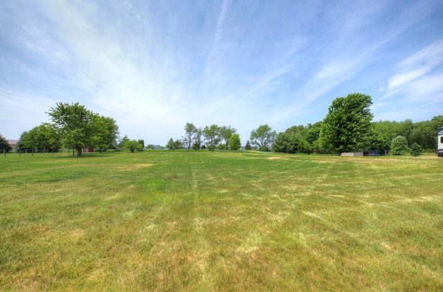 1062 Deer Valley Lane, Manchester Twp, MI 48158