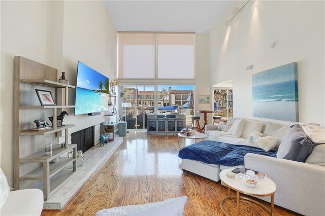 16802 Baruna, Huntington Beach, CA 92649