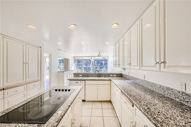 16802 Baruna, Huntington Beach, CA 92649