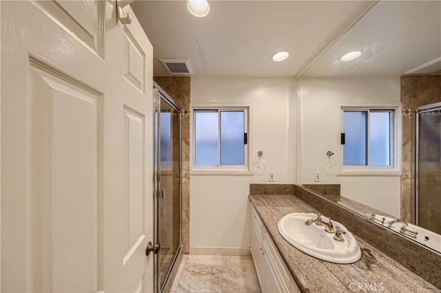 16802 Baruna, Huntington Beach, CA 92649