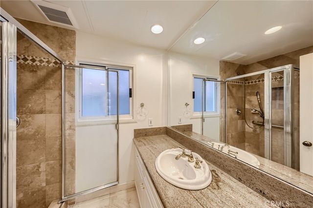 16802 Baruna, Huntington Beach, CA 92649