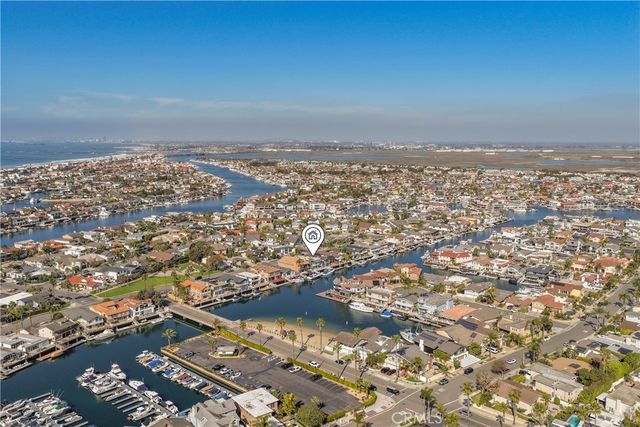 16802 Baruna, Huntington Beach, CA 92649