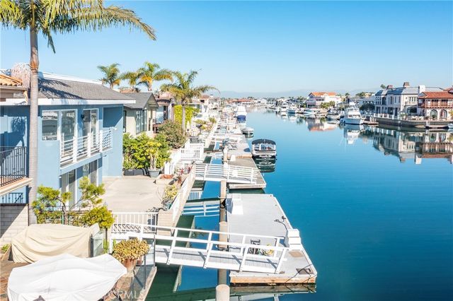 16802 Baruna, Huntington Beach, CA 92649