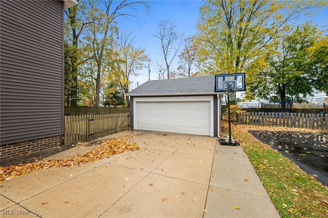 8138 Midland Road, Mentor, OH 44060