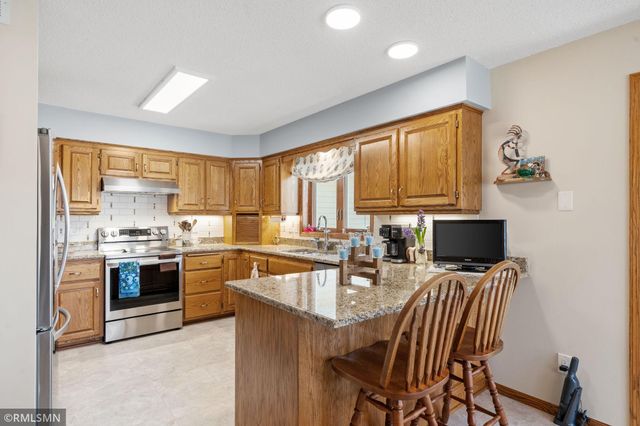 3001 Edward Street, Maplewood, MN 55109