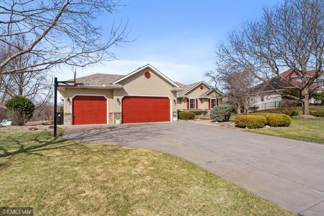 3001 Edward Street, Maplewood, MN 55109