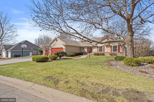 3001 Edward Street, Maplewood, MN 55109