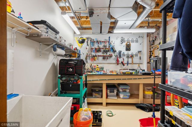 3001 Edward Street, Maplewood, MN 55109