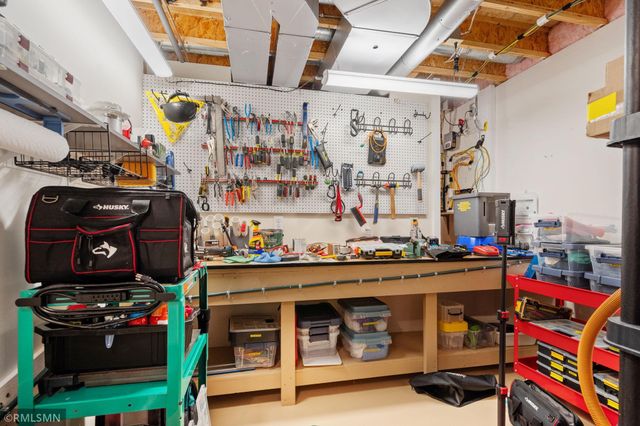 3001 Edward Street, Maplewood, MN 55109