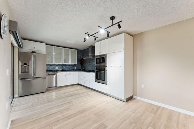 2508 25th Lane, Palm Beach Gardens, FL 33418