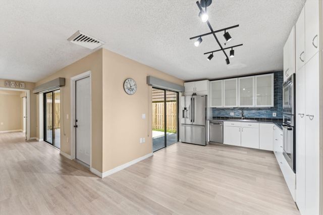 2508 25th Lane, Palm Beach Gardens, FL 33418