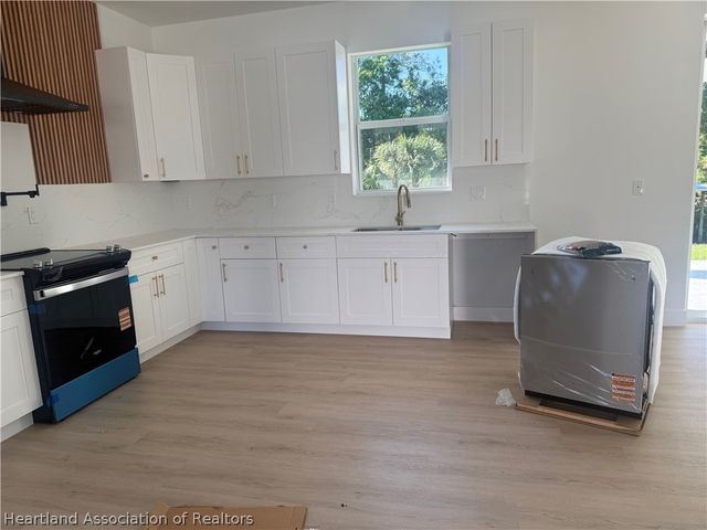 104 Lavender Avenue, Lake Placid, FL 33852