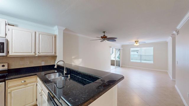 1825 Palm Cove Boulevard 109, Delray Beach, FL 33445
